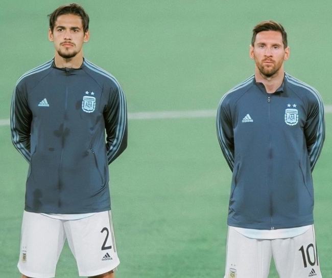 “最贵暑期工”滕圣原谅药厂速炒