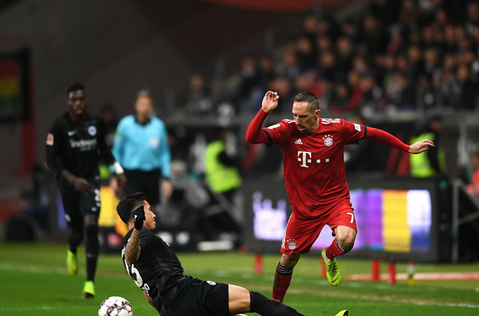 弗林蓬倒三角传球 赫拉芬贝赫推射破门