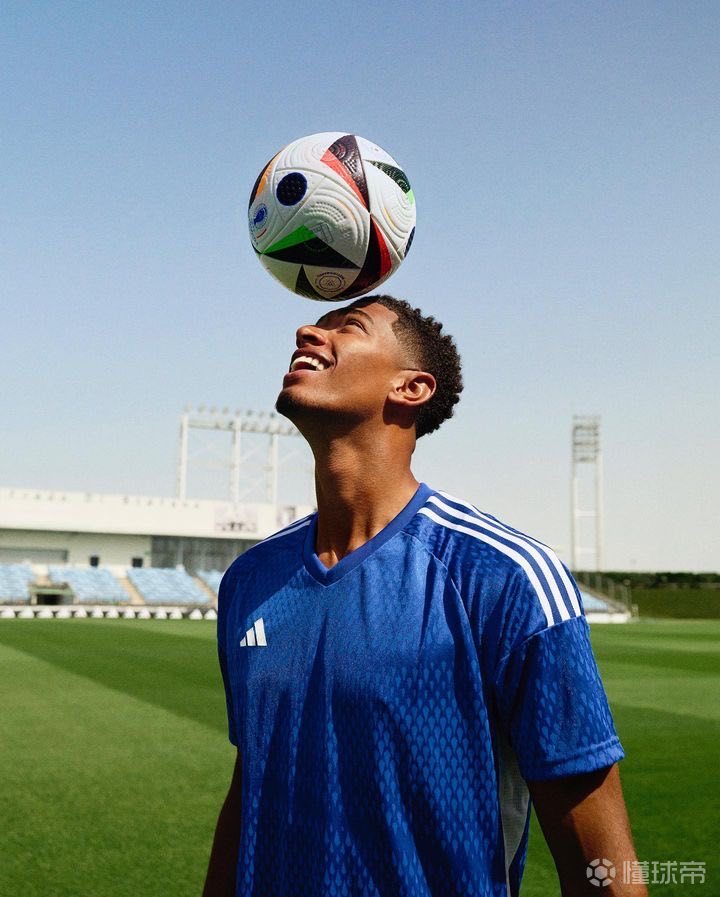 杨瀚森3分3板2助 开拓者103-102险胜火箭